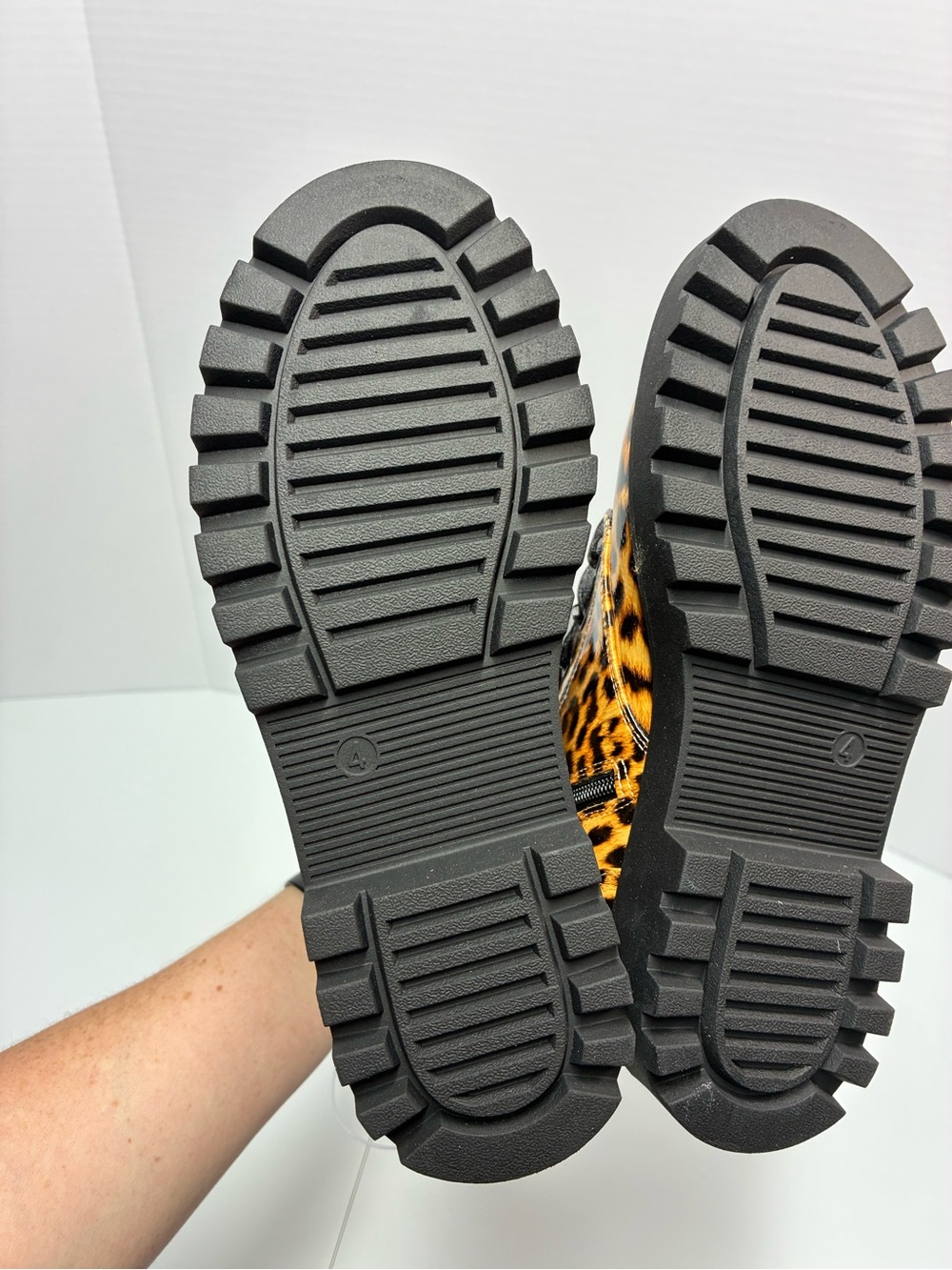 art class Leopard Print Lace-Up Combat Boots - Picture 5 of 6